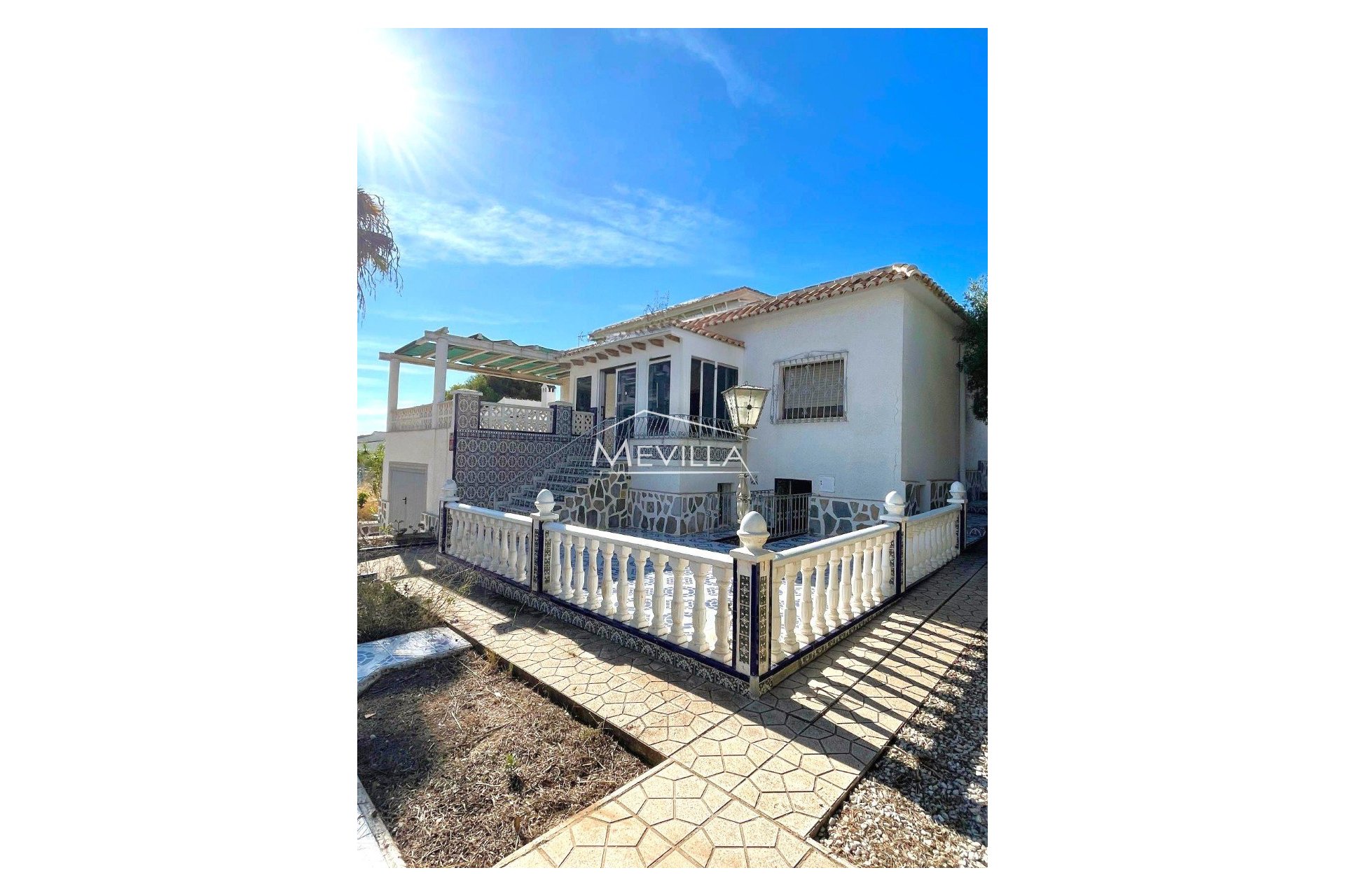 Resales - Villa - Orihuela Costa - La Zenia
