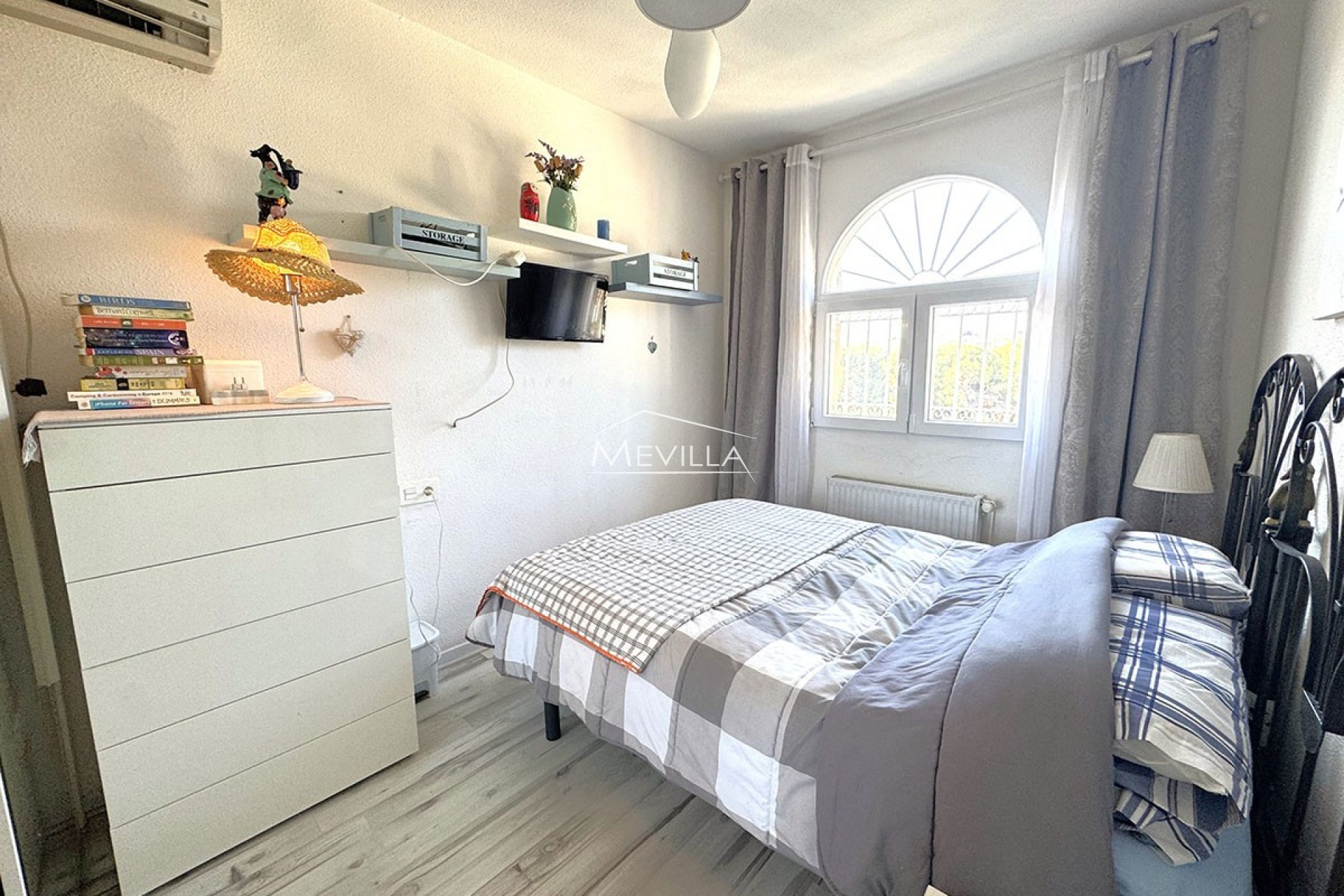 Resales - Villa - Orihuela Costa - La Zenia