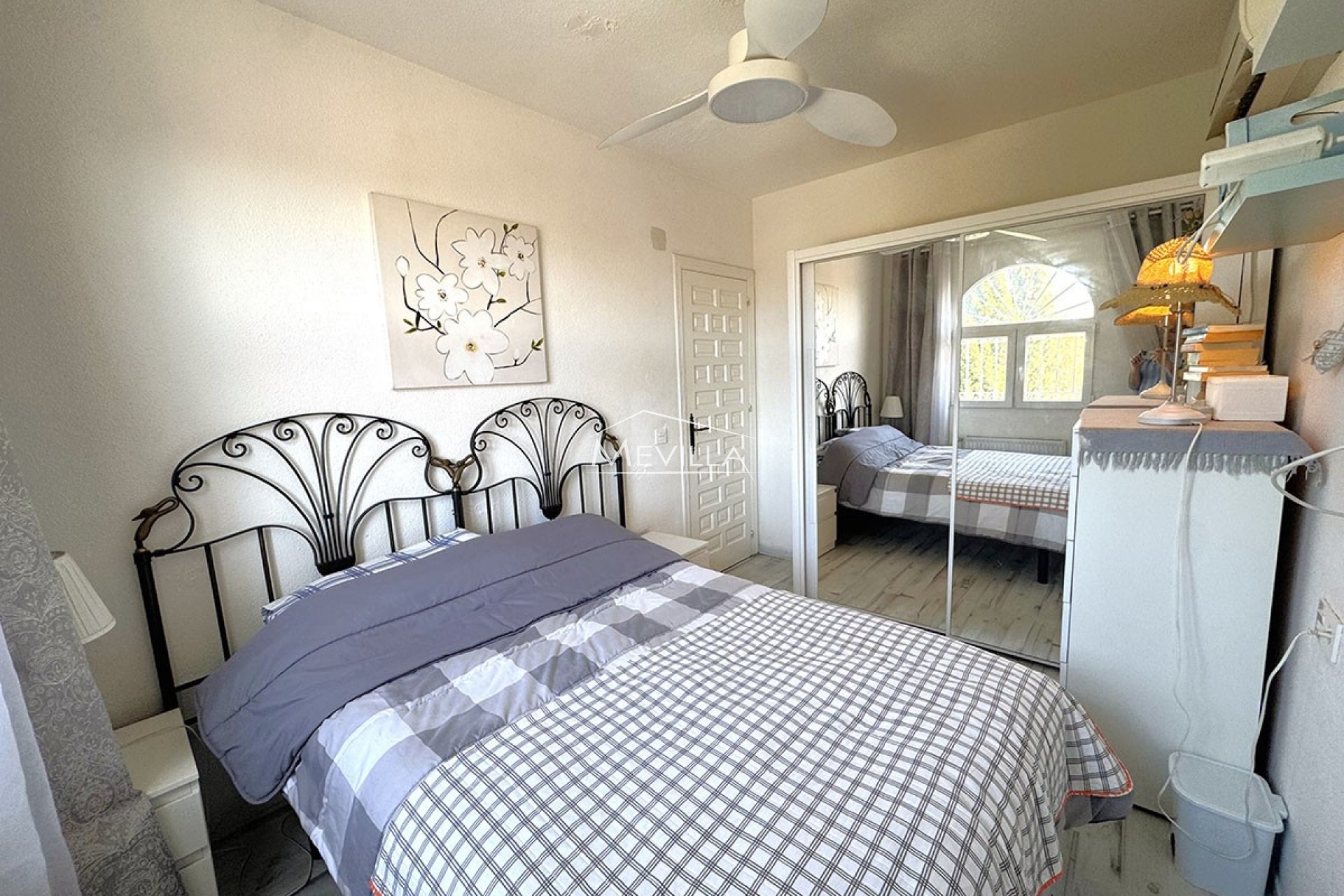 Resales - Villa - Orihuela Costa - La Zenia