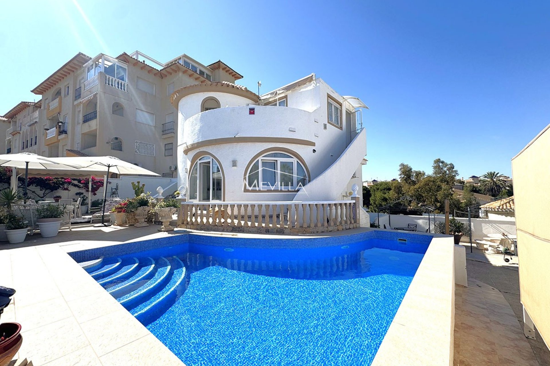 Resales - Villa - Orihuela Costa - La Zenia