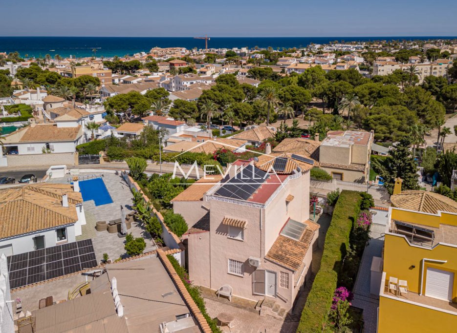 Resales - Villa - Orihuela Costa - La Zenia