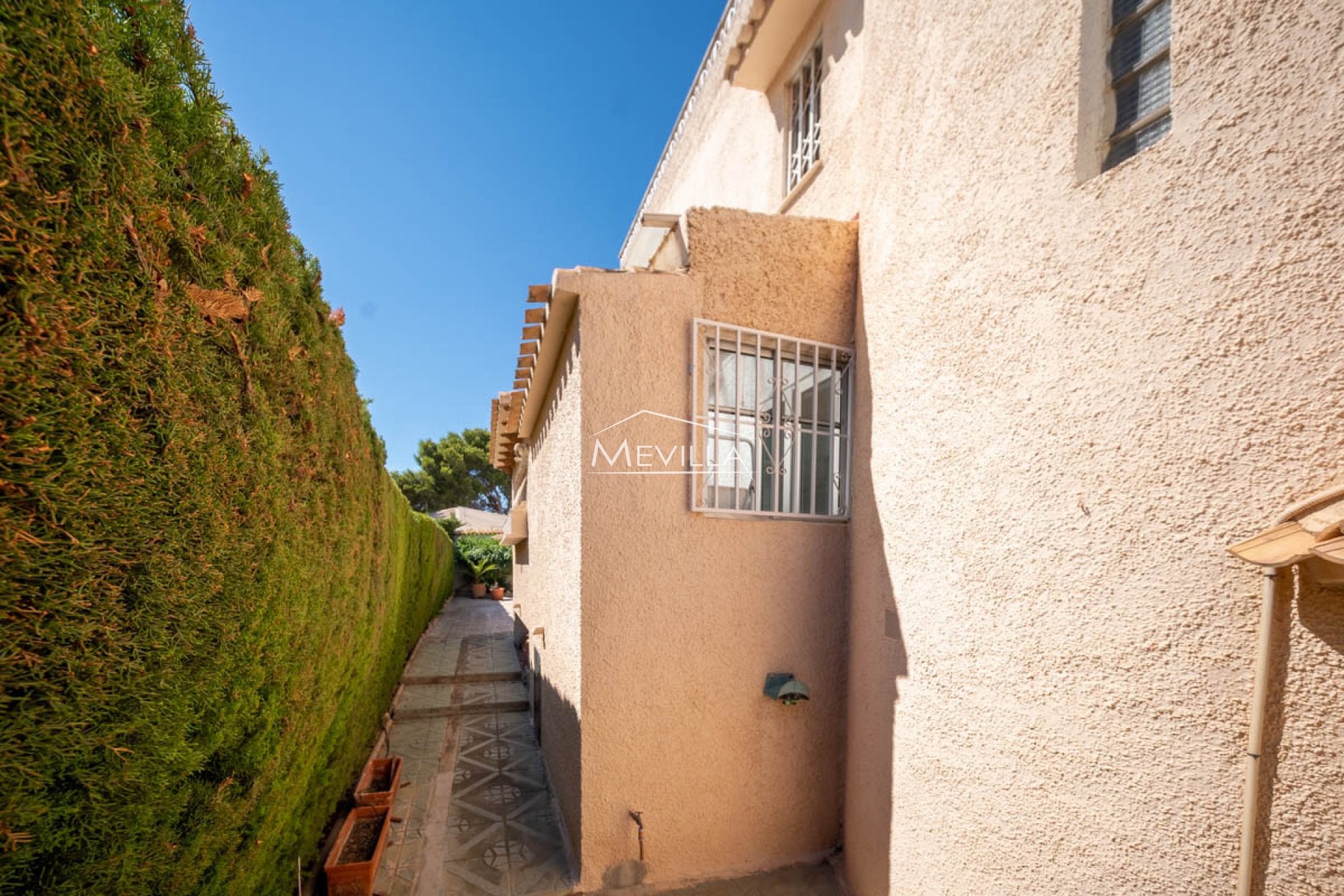 Resales - Villa - Orihuela Costa - La Zenia