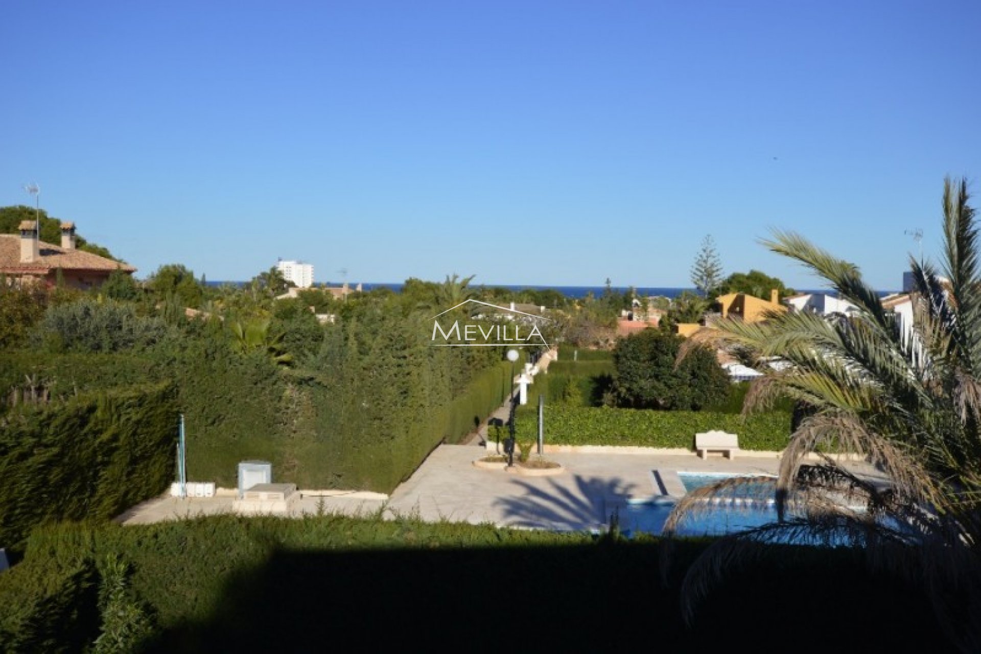 Resales - Villa - Orihuela Costa - La Zenia