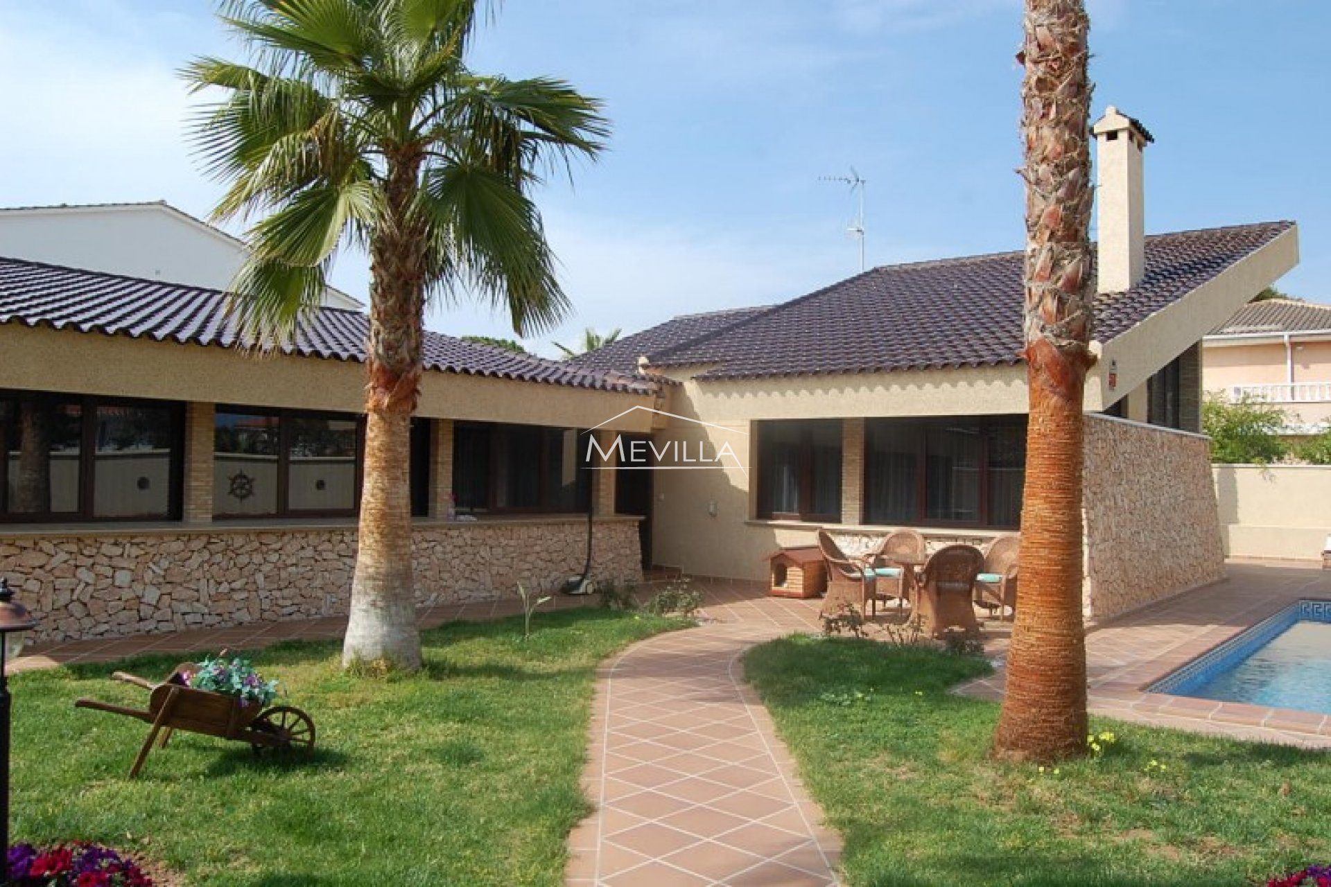 Resales - Villa - Orihuela Costa - La Zenia