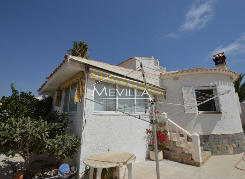 Resales - Villa - Orihuela Costa - La Zenia