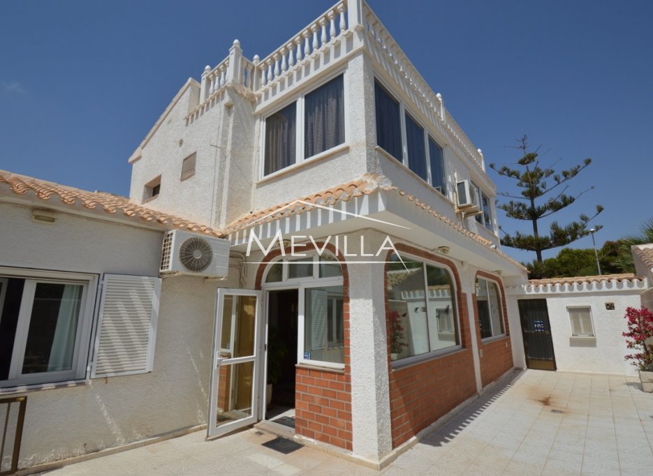 Resales - Villa - Orihuela Costa - La Zenia