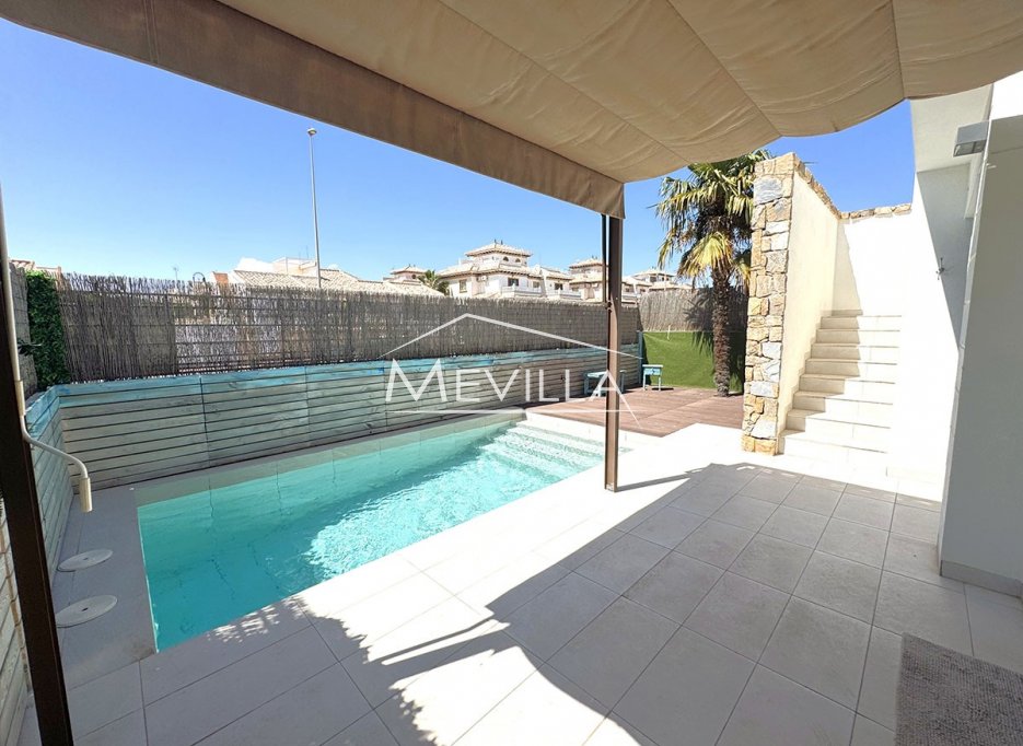Resales - Villa - Orihuela Costa - Lomas de Cabo Roig