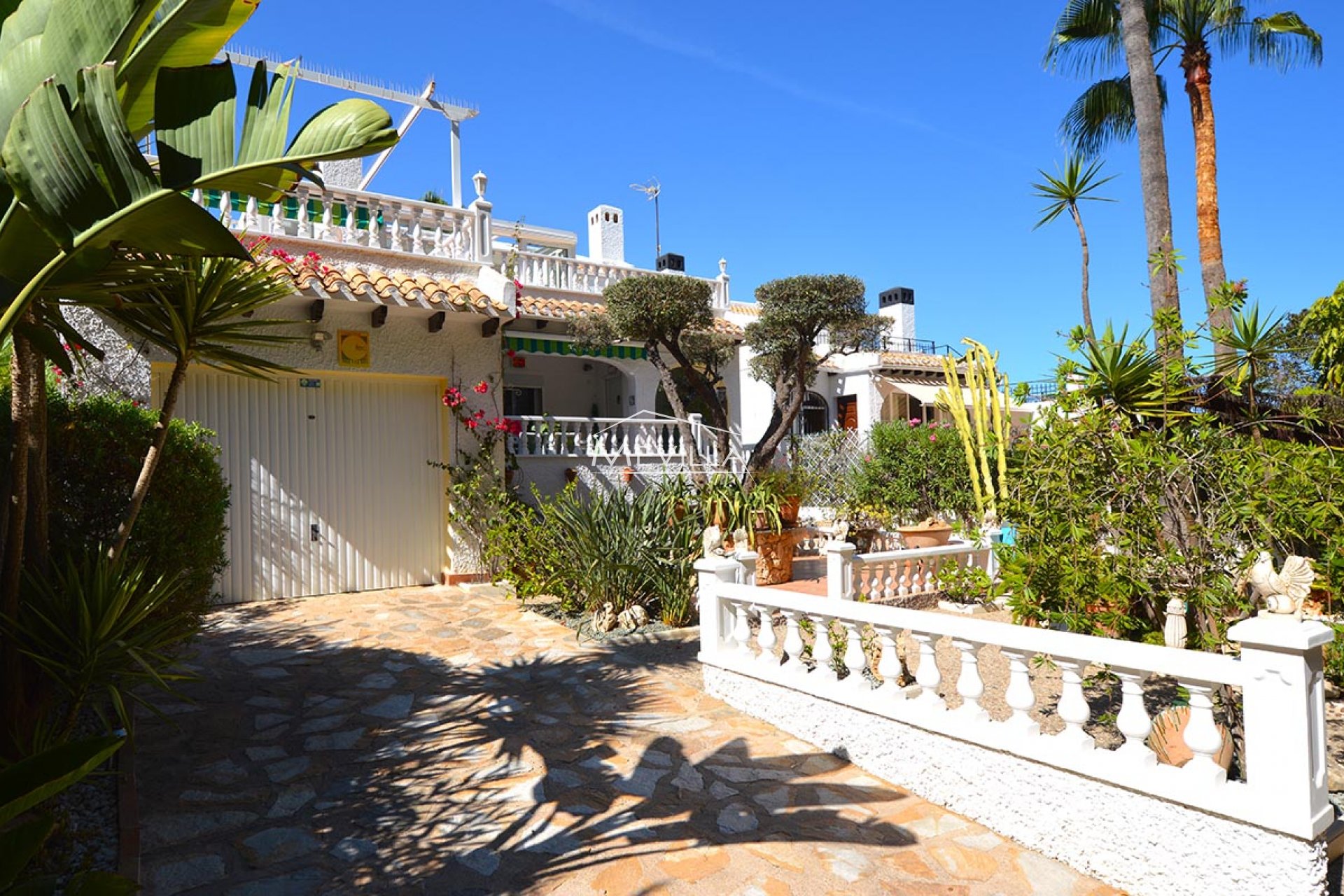 Resales - Villa - Orihuela Costa - Playa Flamenca