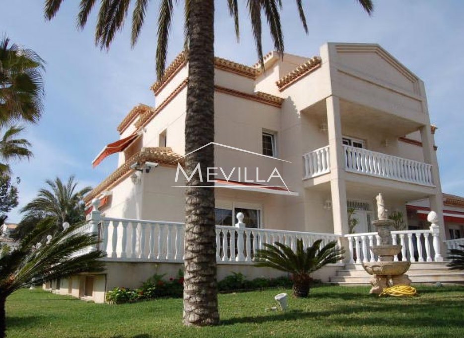 Resales - Villa - Orihuela Costa - Playa Flamenca