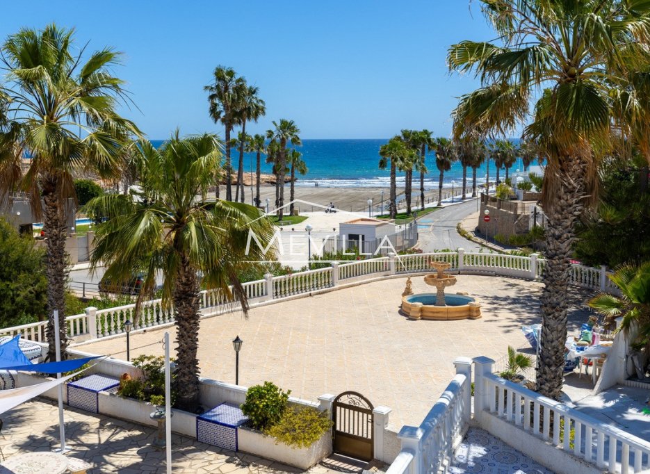 Resales - Villa - Orihuela Costa - Playa Flamenca