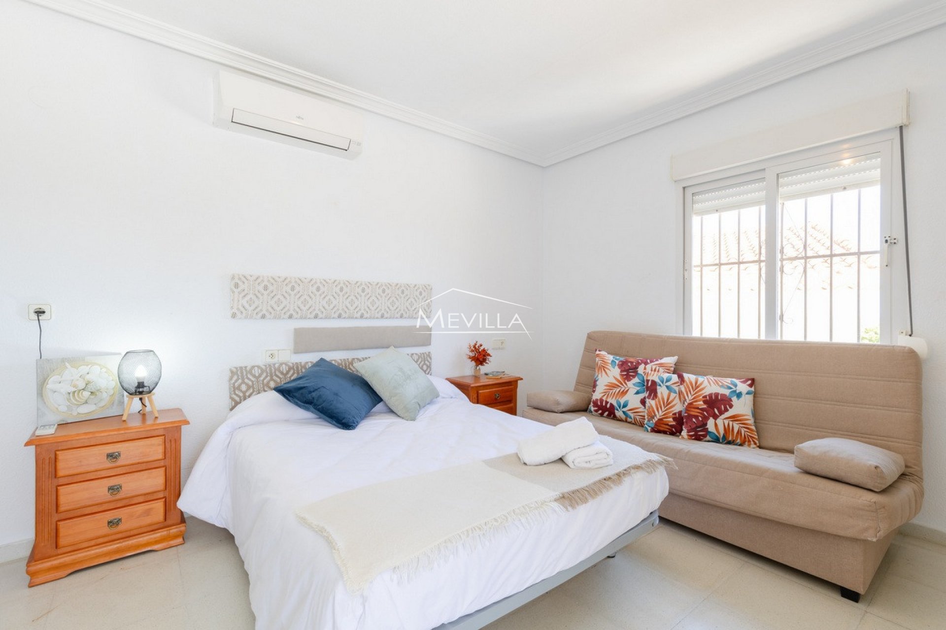 Resales - Villa - Orihuela Costa - Playa Flamenca