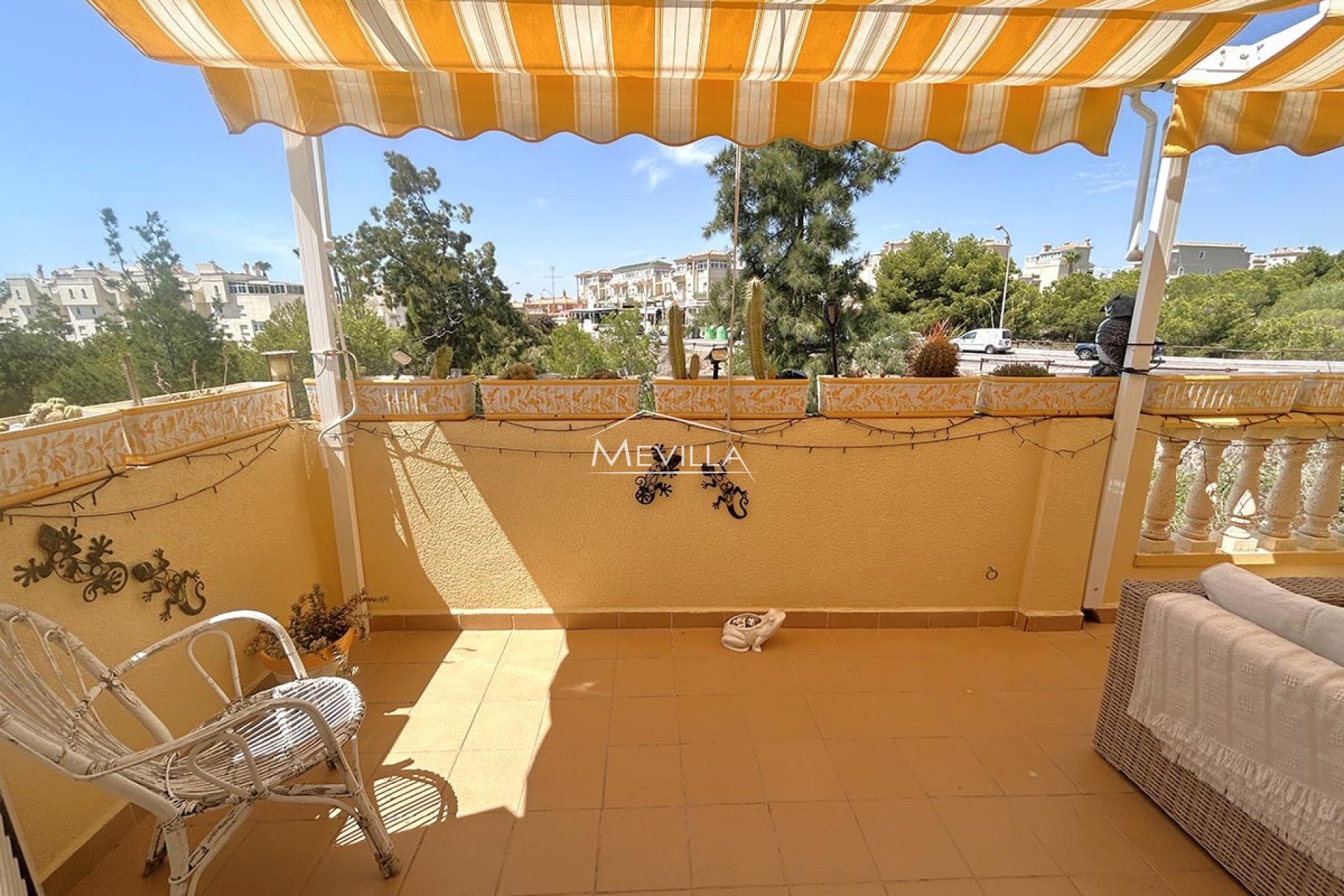 Resales - Villa - Orihuela Costa - Playa Flamenca