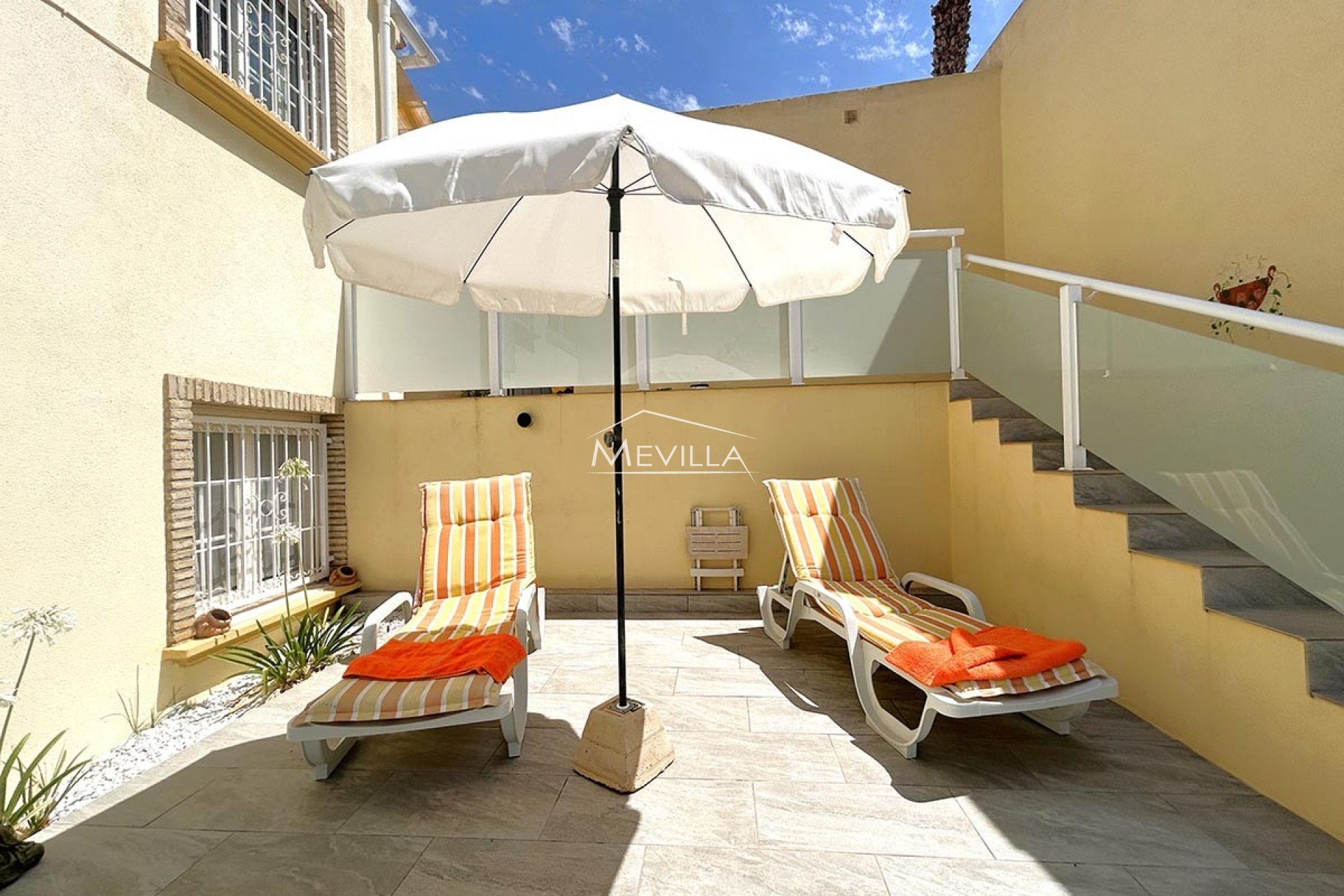Resales - Villa - Orihuela Costa - Playa Flamenca