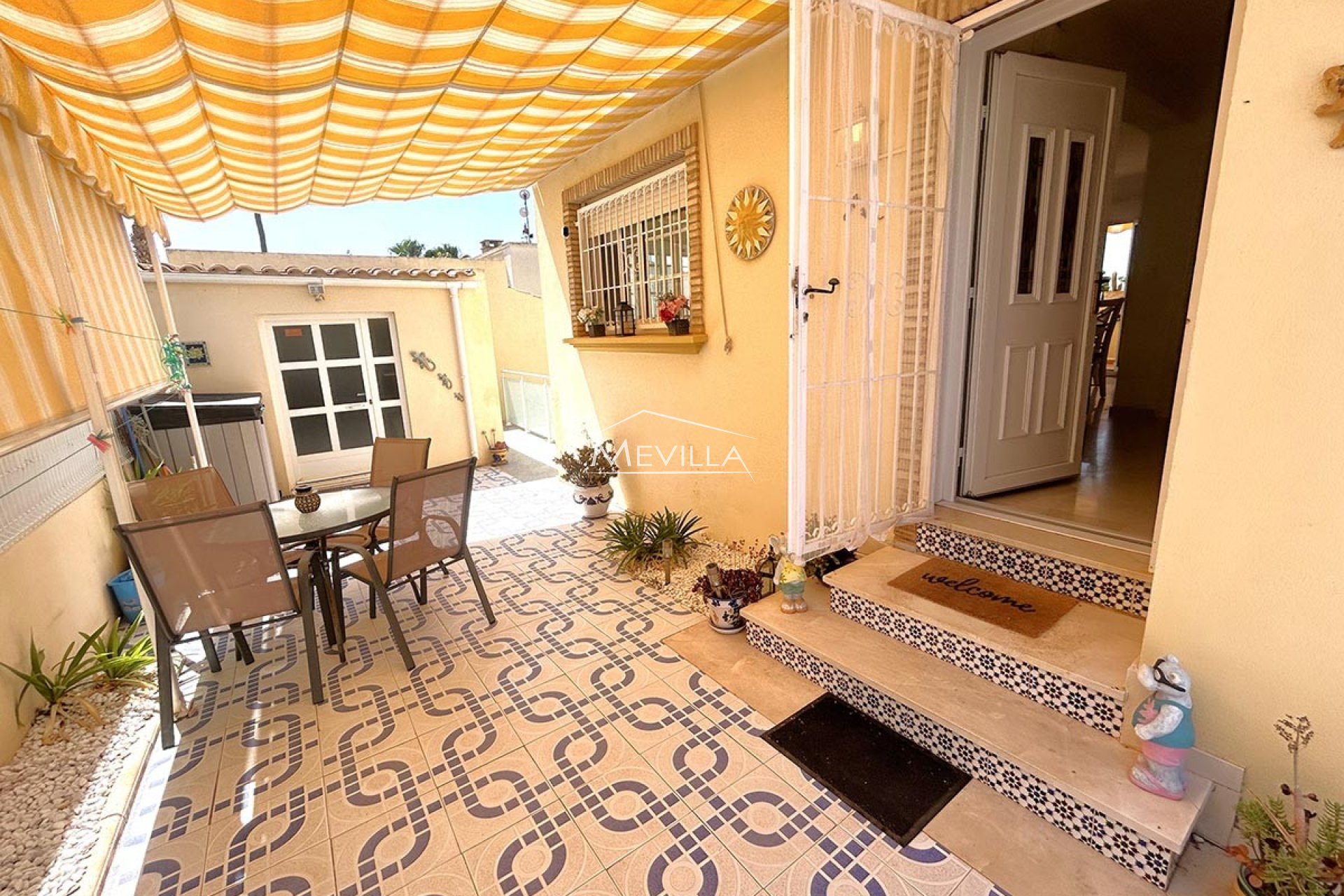 Resales - Villa - Orihuela Costa - Playa Flamenca