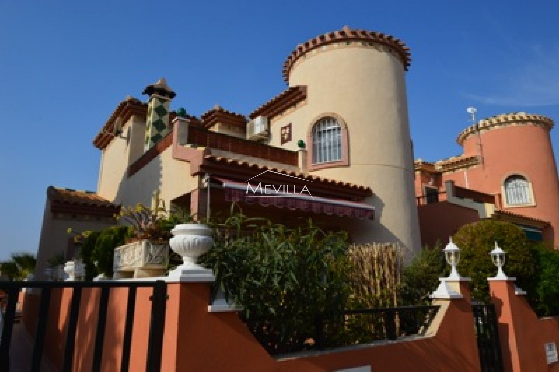 Resales - Villa - Orihuela Costa - Playa Flamenca