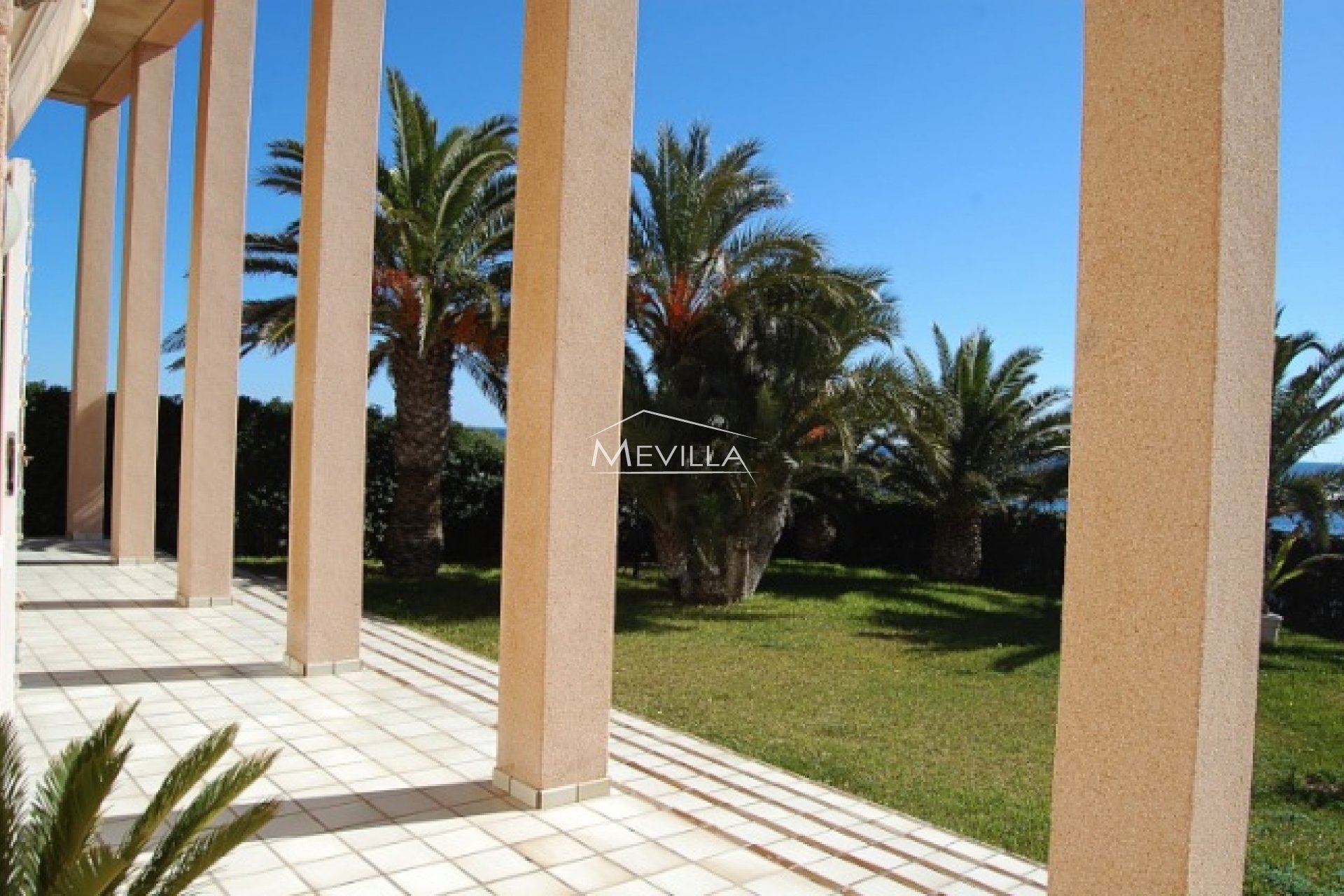 Resales - Villa - Orihuela Costa - Punta Prima