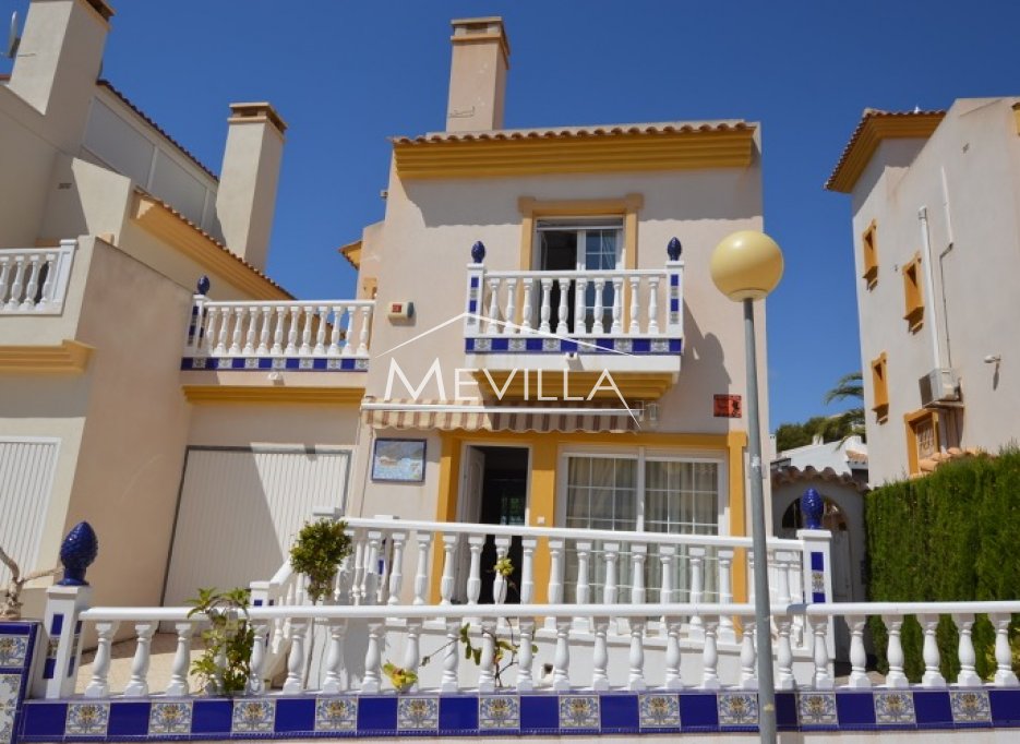 Resales - Villa - Orihuela Costa - Punta Prima