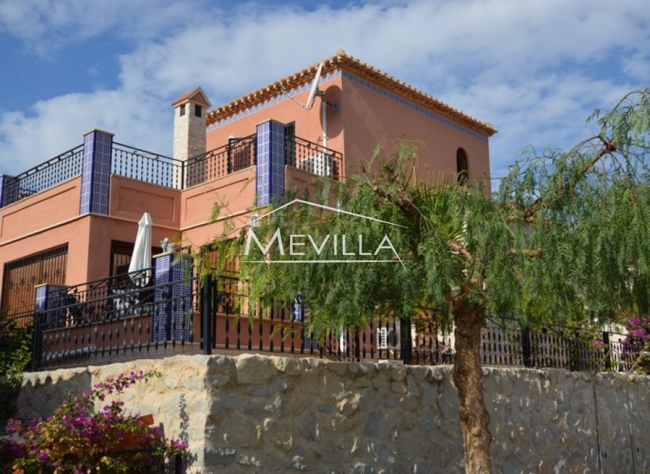 Resales - Villa - Orihuela Costa - Villamartin