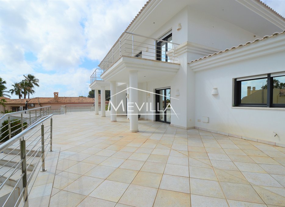 Resales - Villa - Orihuela Costa - Villamartin