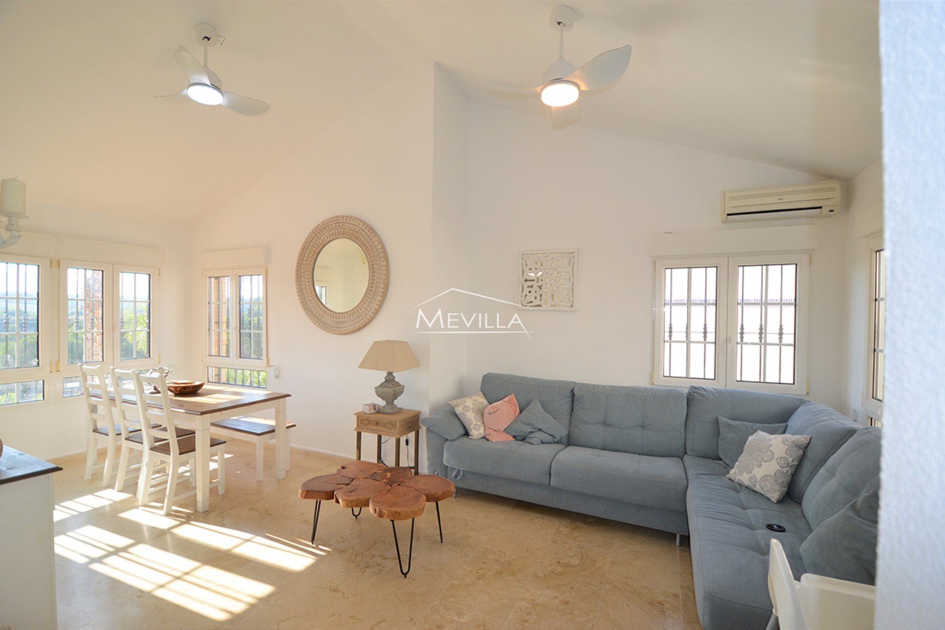 Resales - Villa - Orihuela Costa - Villamartin