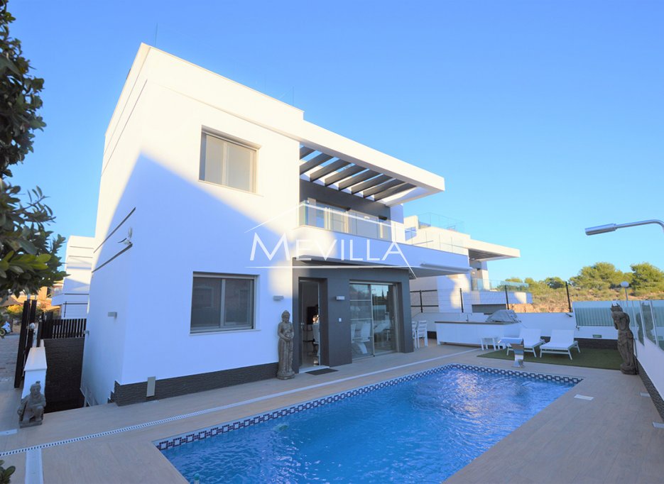 Resales - Villa - Orihuela Costa - Villamartin