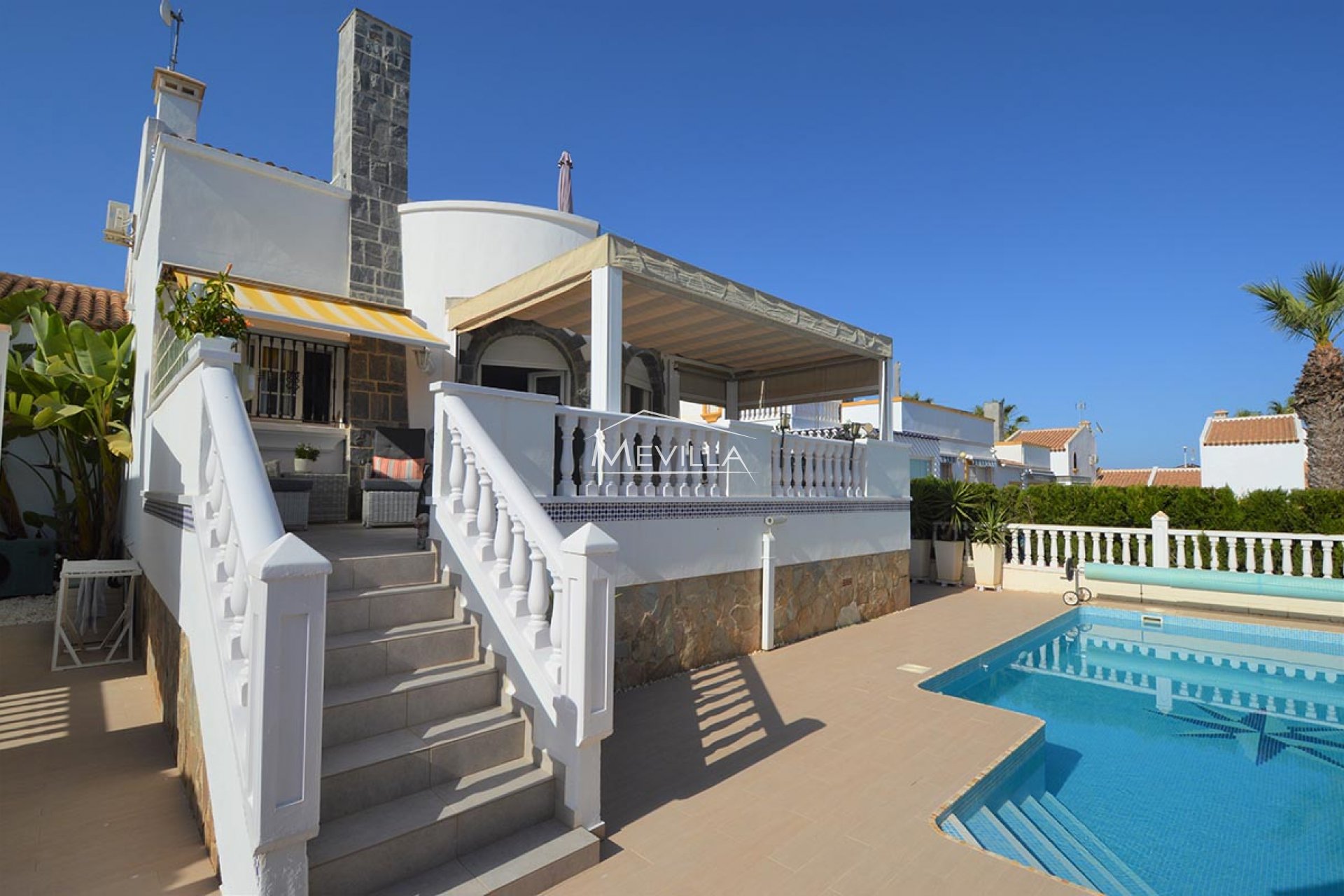 Resales - Villa - Orihuela Costa - Villamartin