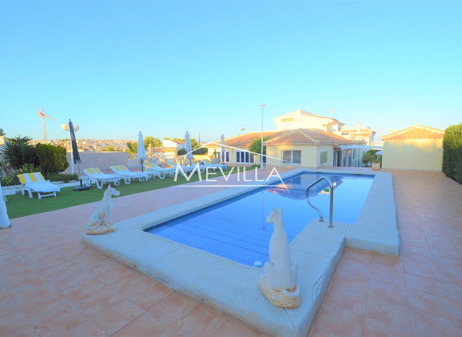 Resales - Villa - Orihuela Costa - Villamartin