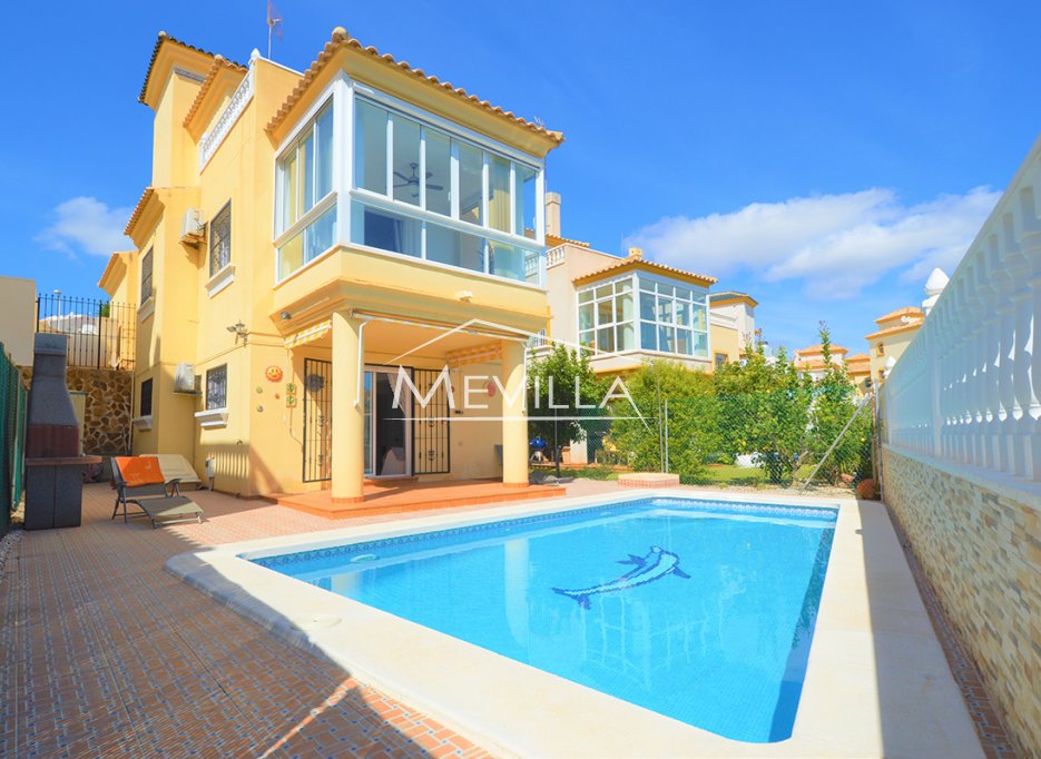 Resales - Villa - Orihuela Costa - Villamartin