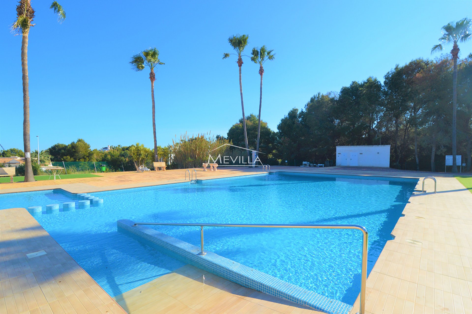 Resales - Villa - Orihuela Costa - Villamartin