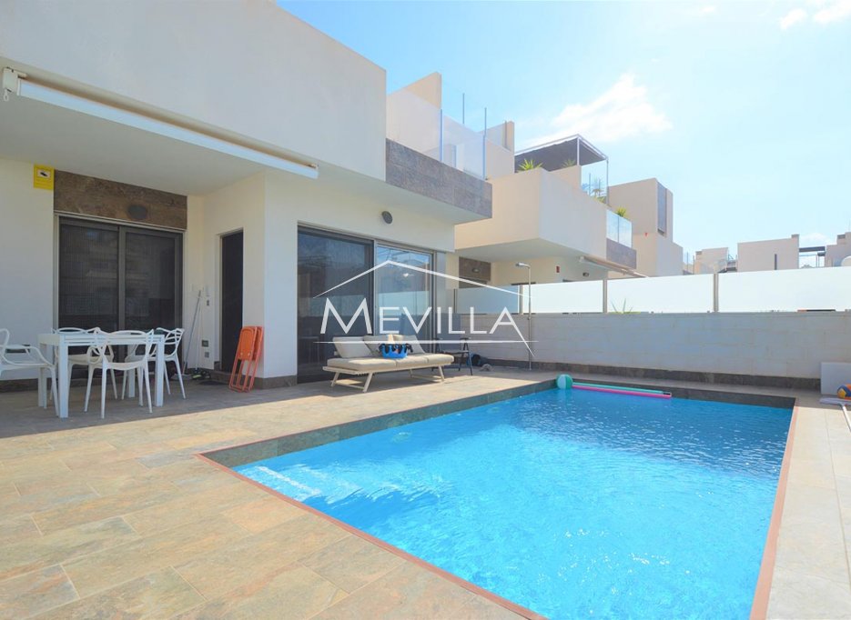 Resales - Villa - Orihuela Costa - Villamartin