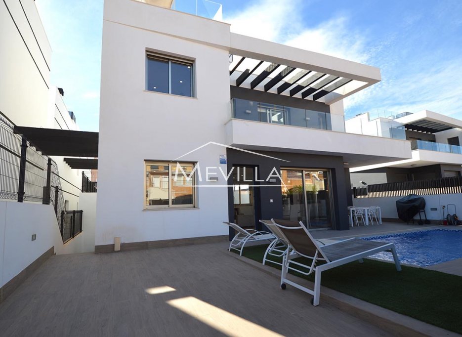 Resales - Villa - Orihuela Costa - Villamartin