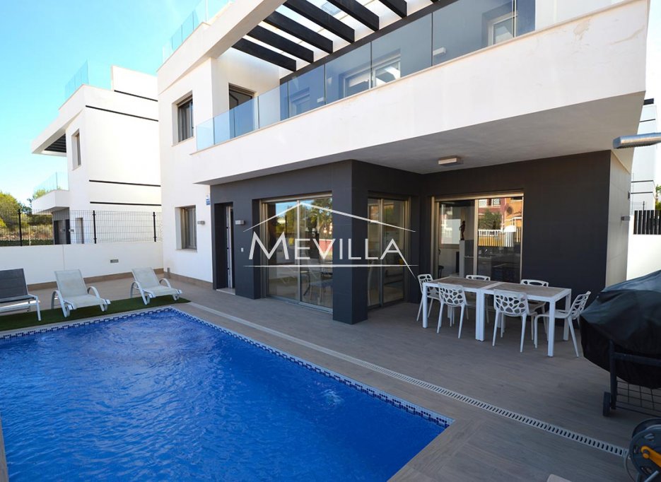 Resales - Villa - Orihuela Costa - Villamartin