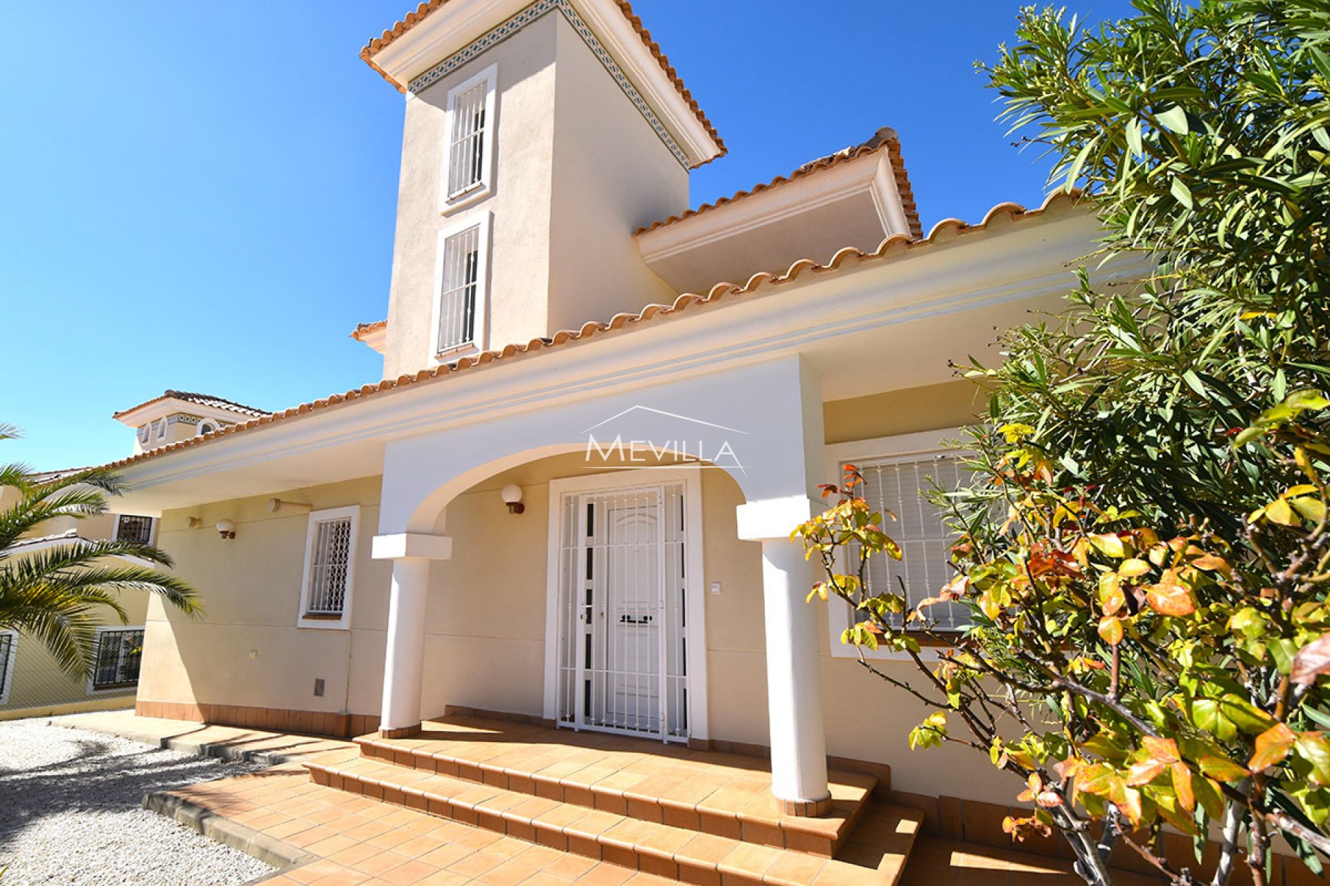 Resales - Villa - Orihuela Costa - Villamartin