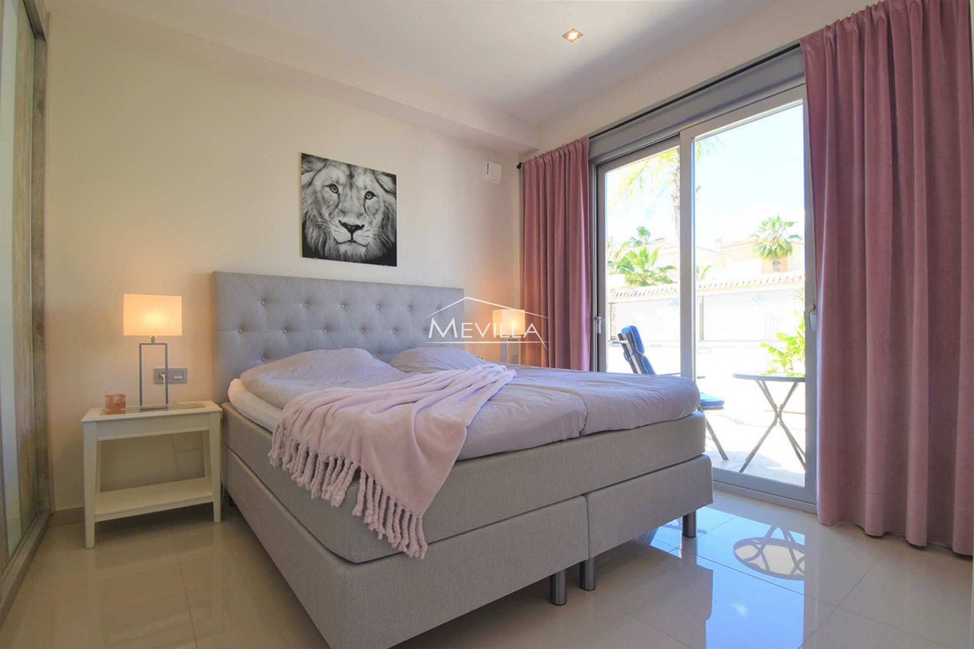 Resales - Villa - Orihuela Costa - Villamartin