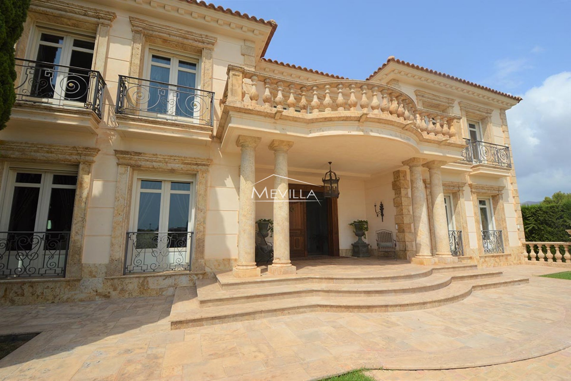 Resales - Villa - Orihuela