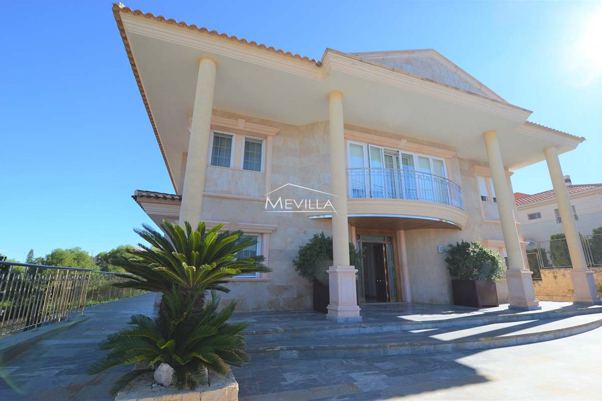 Resales - Villa - San Miguel de Salinas