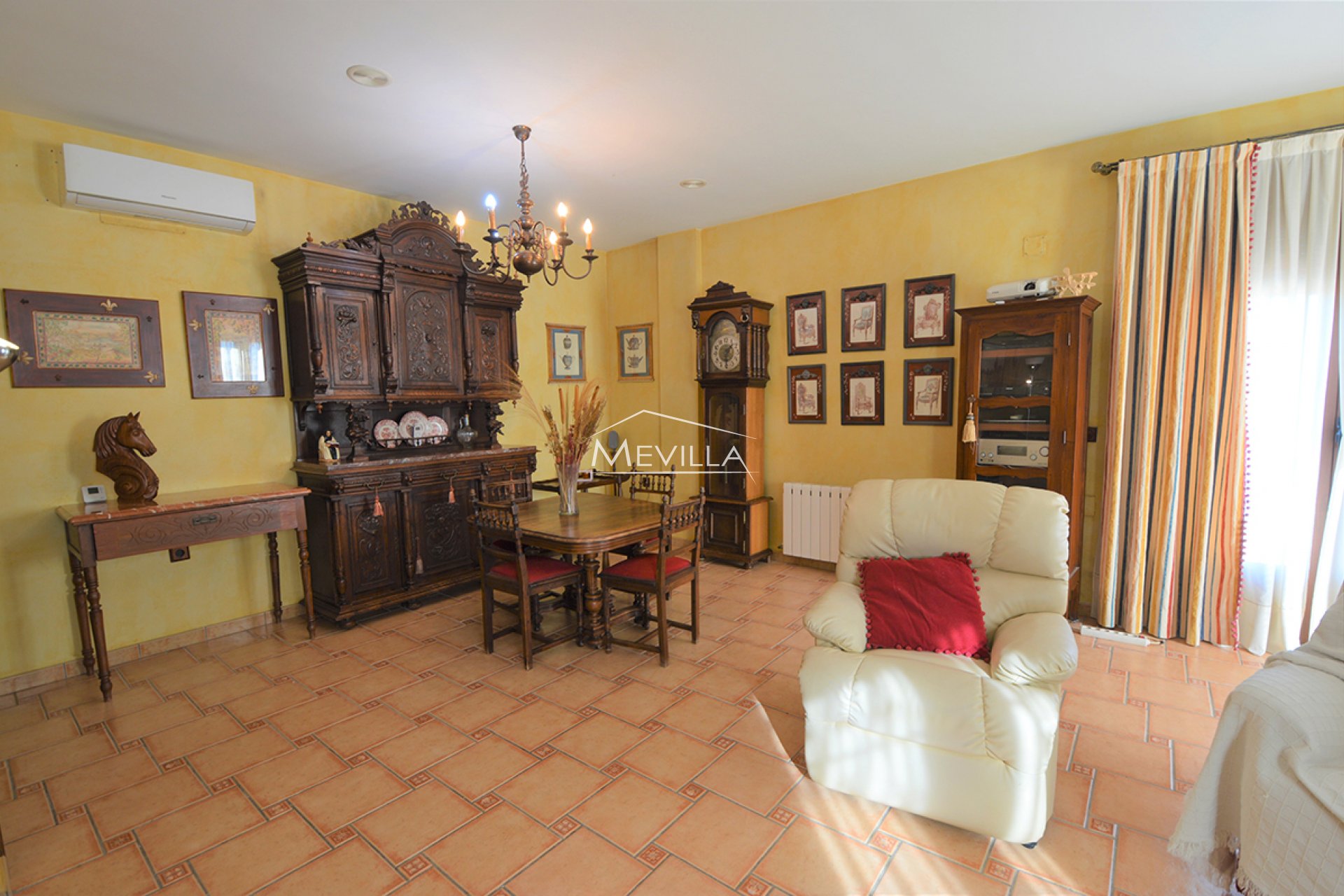 Resales - Villa - San Miguel de Salinas