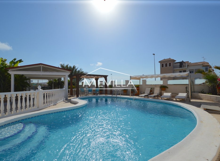 Resales - Villa - Torrevieja - La Veleta