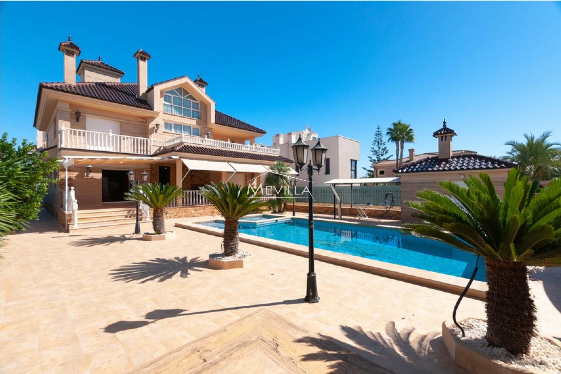 Resales - Villa - Torrevieja - La Veleta