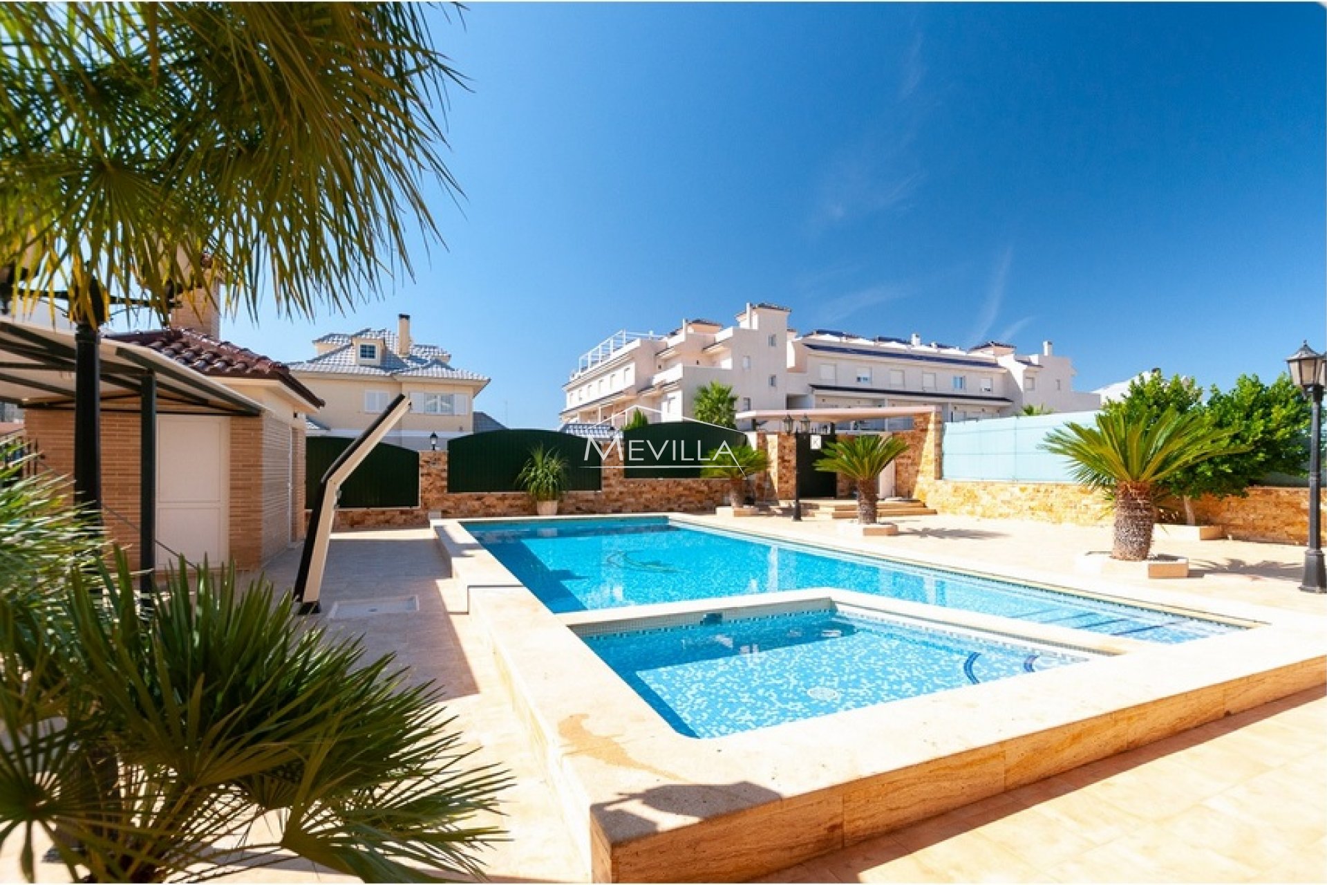 Resales - Villa - Torrevieja - La Veleta