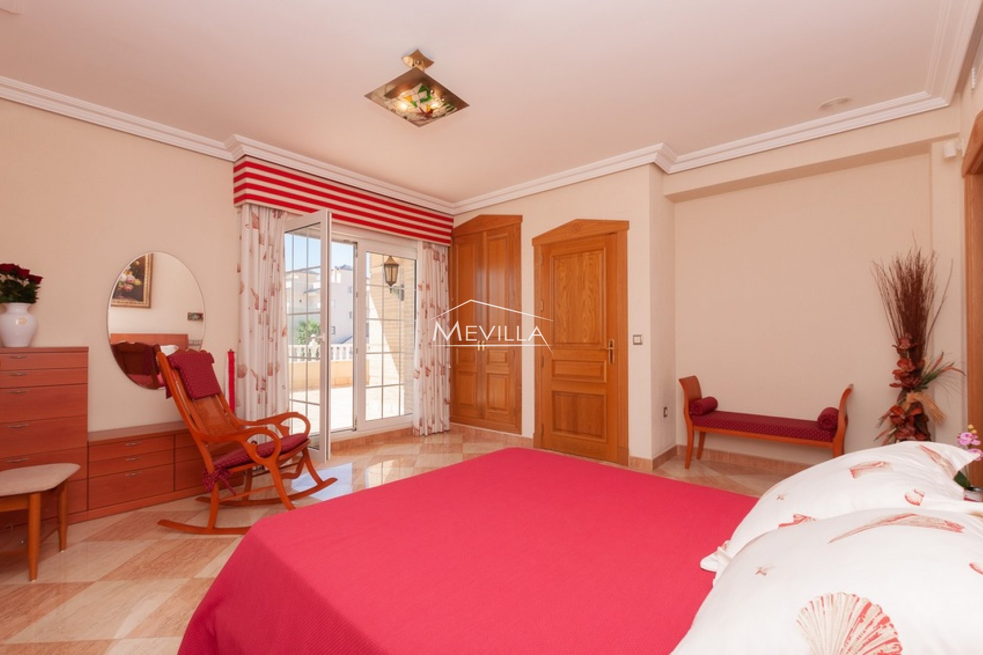 Resales - Villa - Torrevieja - La Veleta