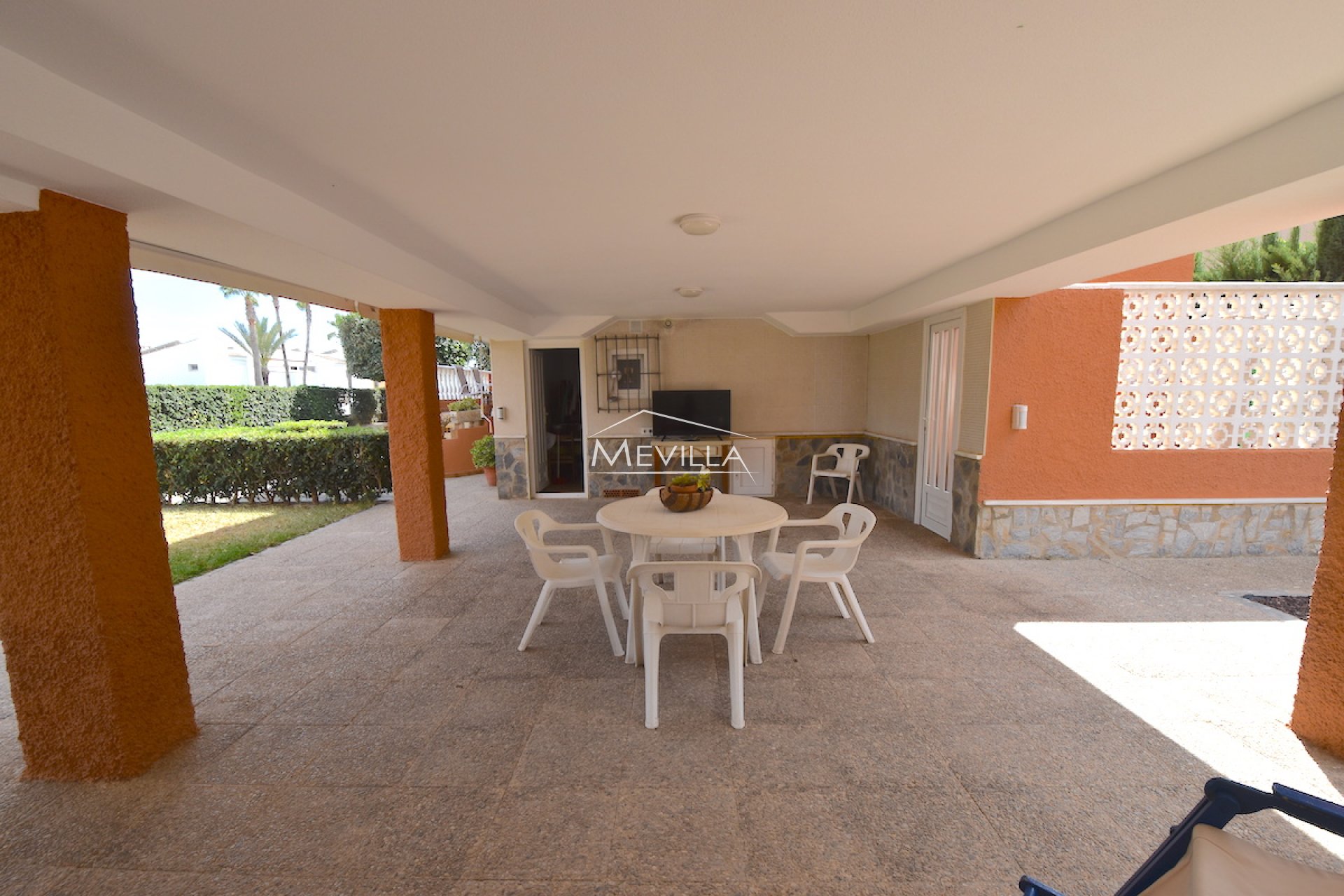 Resales - Villa - Torrevieja - La Veleta