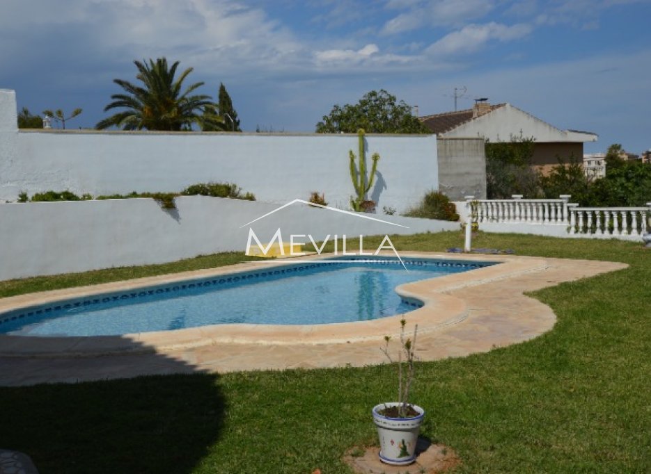 Resales - Villa - Torrevieja - Los Balcones