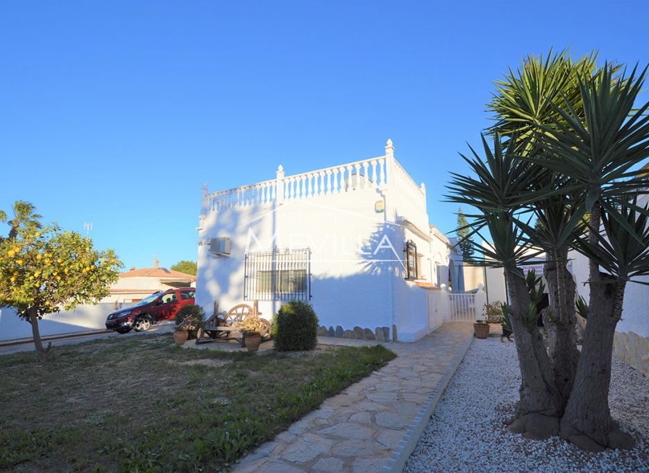 Resales - Villa - Torrevieja - Los Balcones