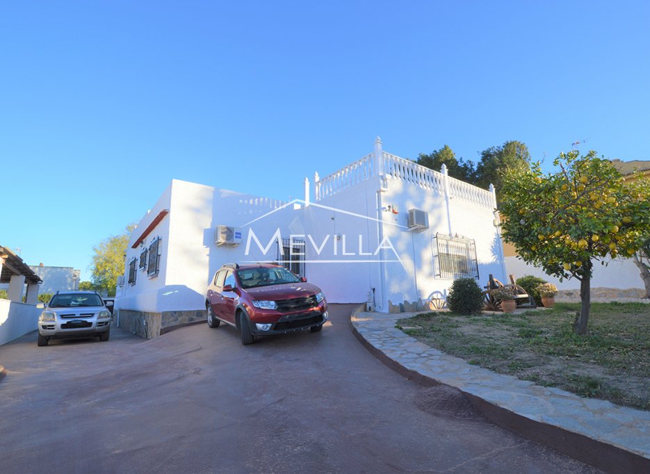 Resales - Villa - Torrevieja - Los Balcones