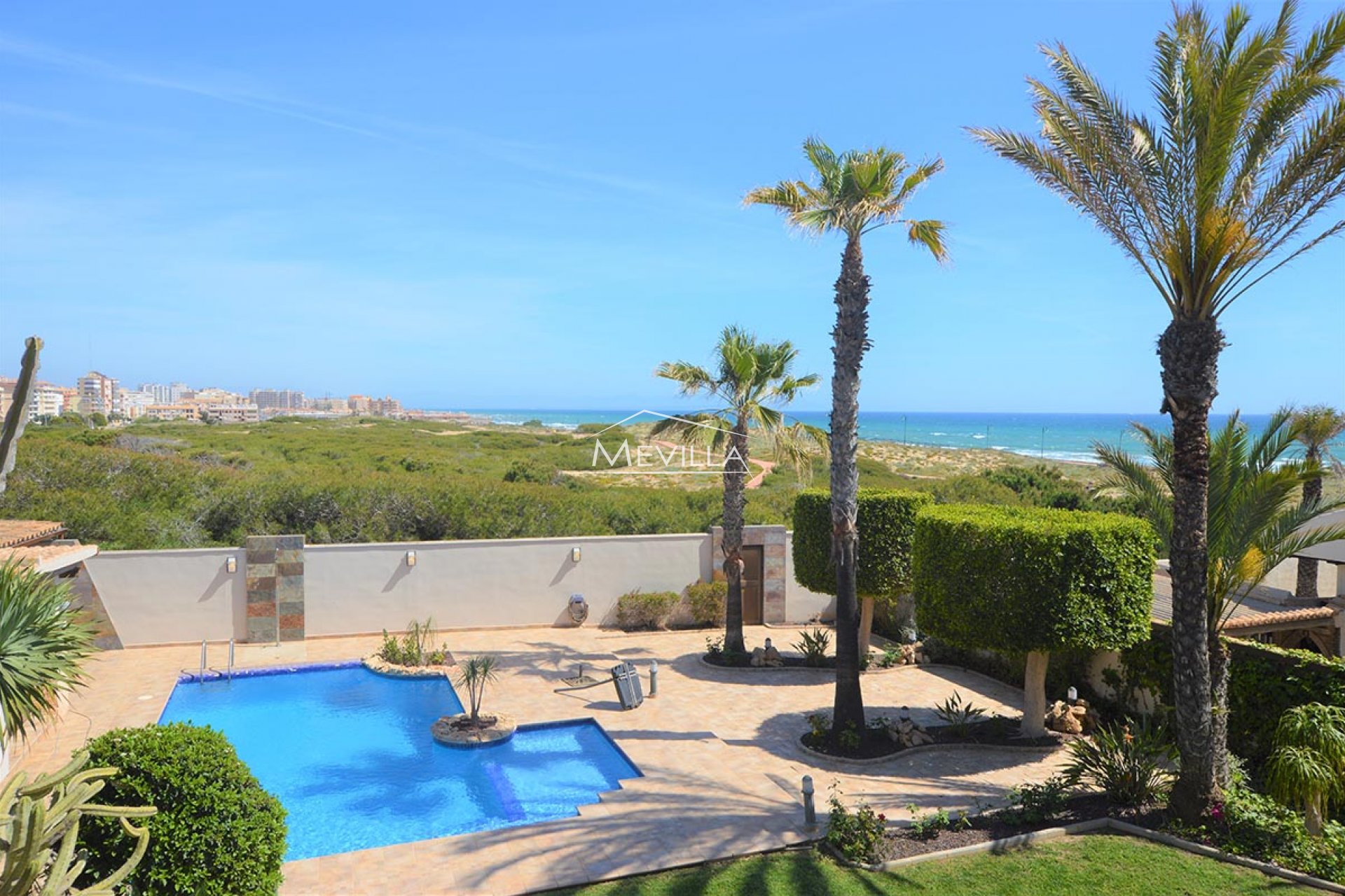 Resales - Villa - Torrevieja