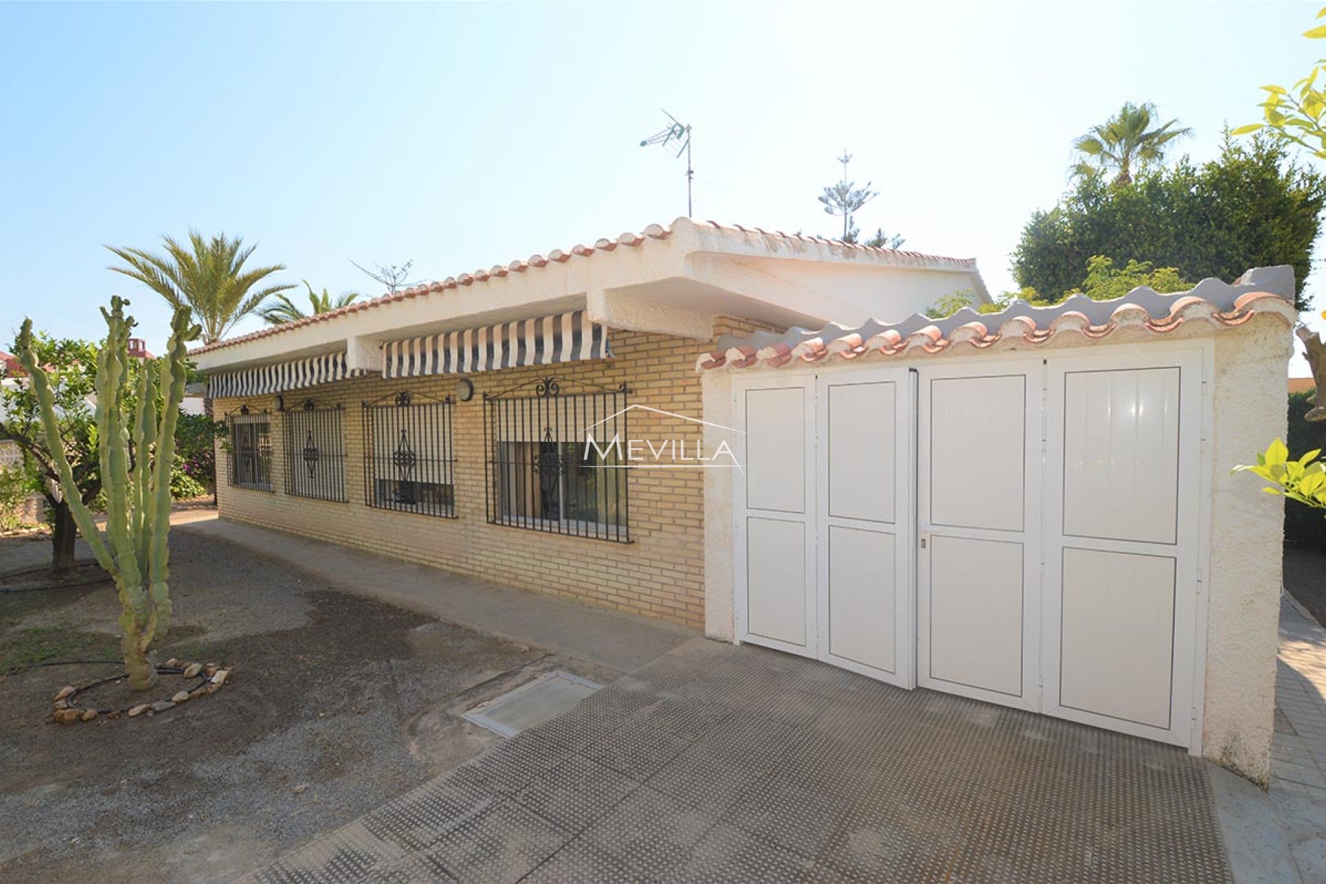 Resales - Villa - Torrevieja