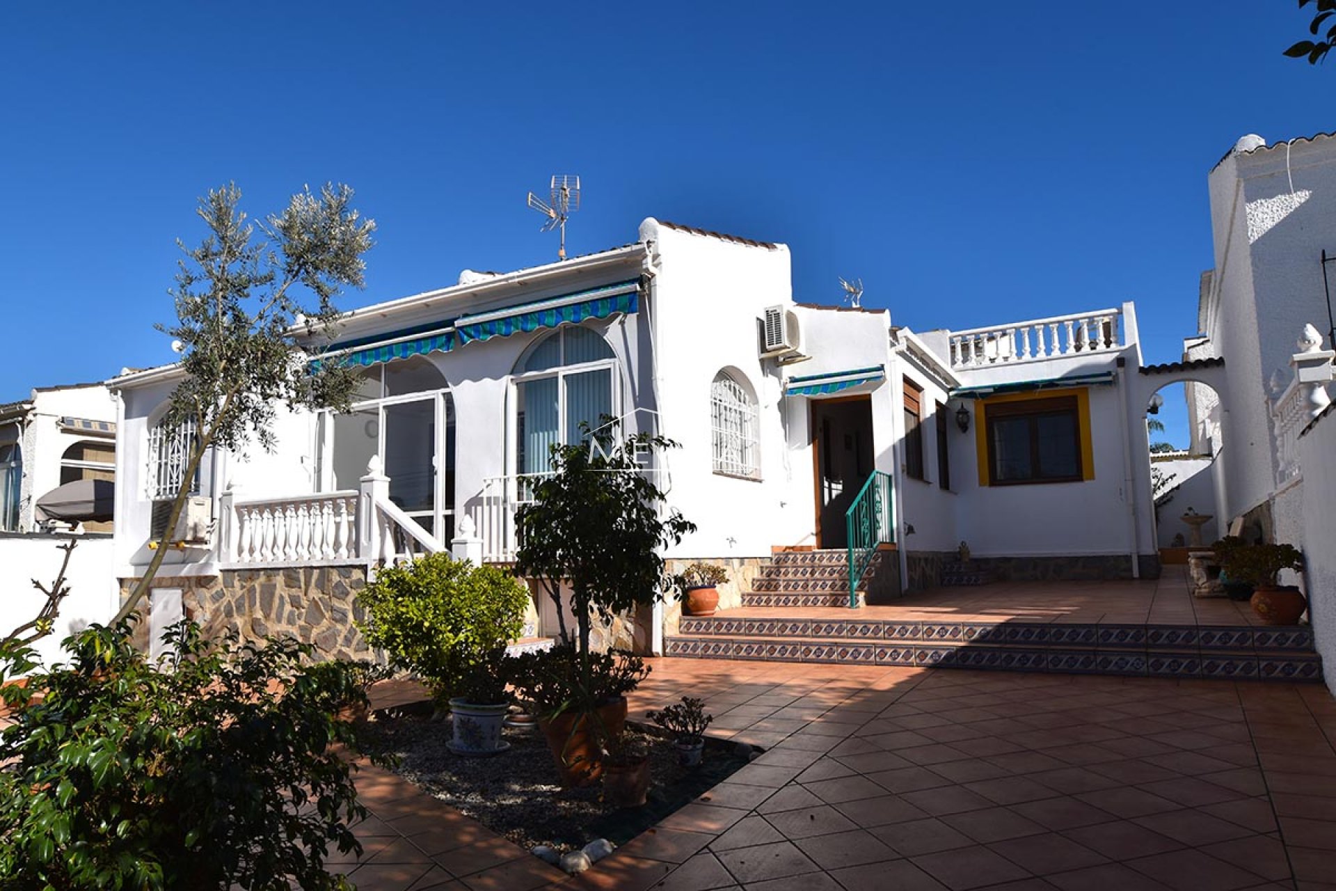 Resales - Villa - Torrevieja