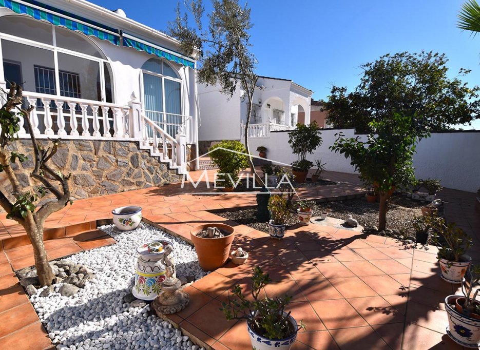 Resales - Villa - Torrevieja