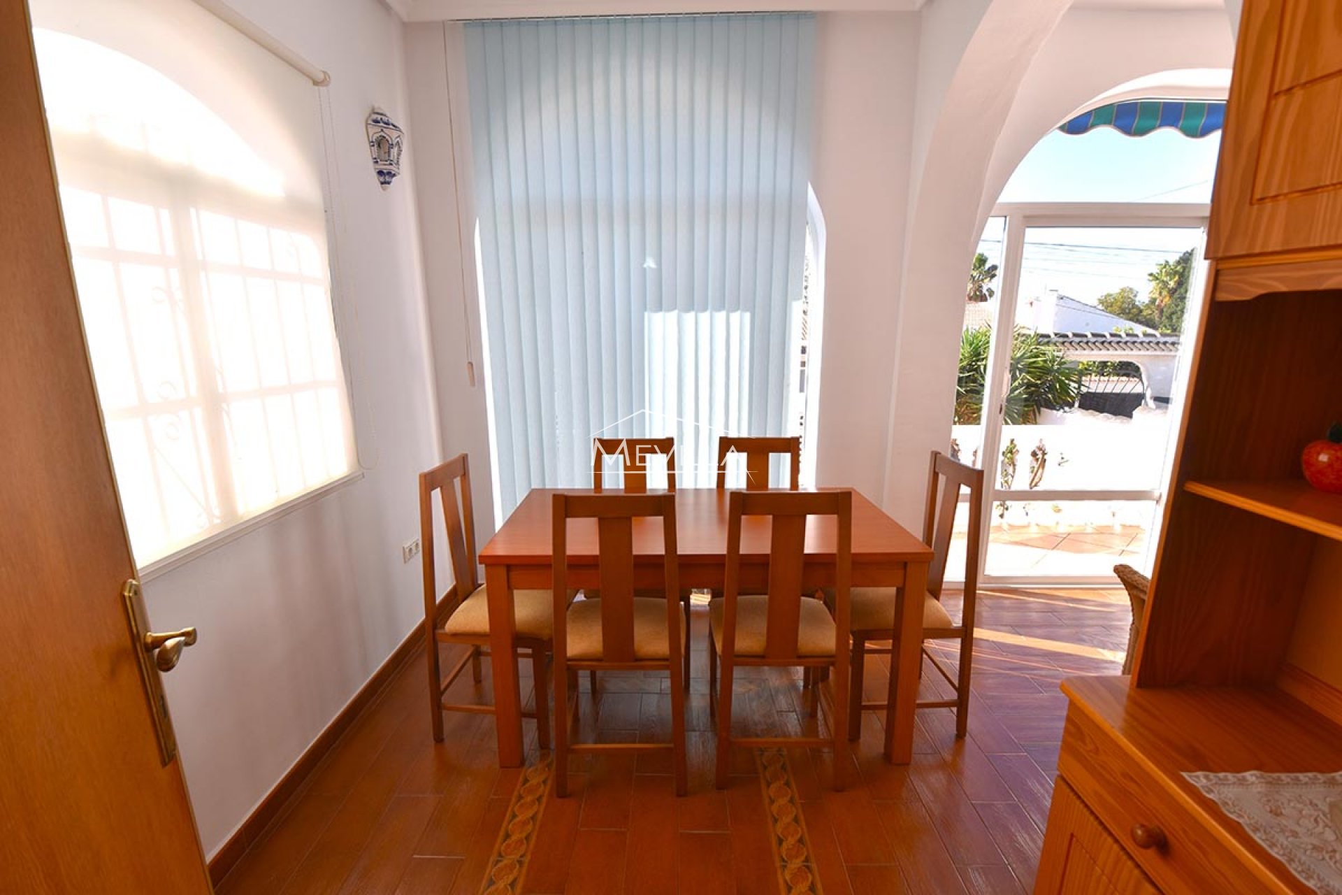 Resales - Villa - Torrevieja